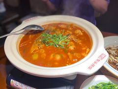 -魏铭鱼头捞饭(晋阳路店)