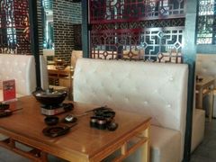 卡座-名羊天下陕北横山铁锅炖羊肉(博文路店)