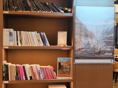 -成都太古里春熙路地铁站亚朵X酒店