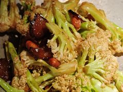 -新白鹿餐厅(滨江银泰店)