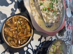 -何哥鲜鱼餐厅(龙湖花园店)