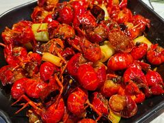 -巴厘龙虾·榜首油焖大虾(音乐学院·沿江酒馆店)