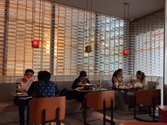 -麻六记(凤凰汇店)