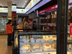 -红宝石·鲜奶小方·海派西点房(丰庄店)