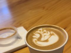 -J Create城市露营咖啡·简餐·宠物(上海动物园店)