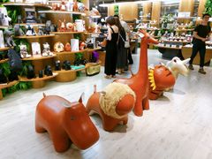 -LOL原创生活概念店(K11购物艺术中心店)