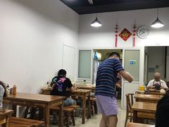 大堂-阿姨小肉摊(同济西苑店)