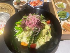 -山川小町·极番烧肉(新地假日广场店)