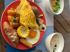 -亚龙湾希尔顿自助餐厅·海鲜·烧烤·沙滩BBQ·现场乐队