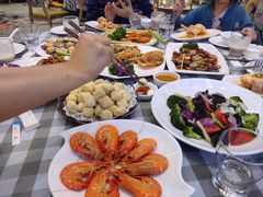 -快乐海鲜酒楼(滇池路店)