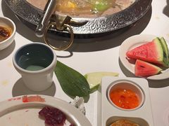 -左庭右院鲜牛肉火锅(金山万达店)