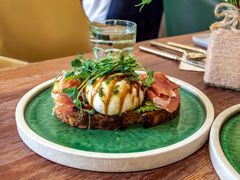慢煮牛肉温泉蛋吐司-O'mills Sourdough Bakery&Bistro(永嘉路店)