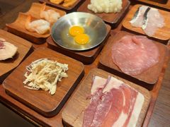 -银米·云南传统过桥米线(双廊黑金冠店)