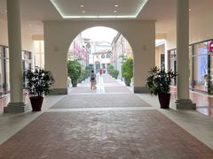 -佛罗伦萨小镇广佛名品奥特莱斯(疏港路店)