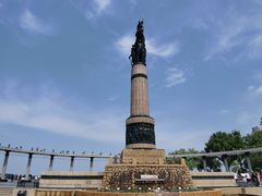 -人民防洪胜利纪念塔