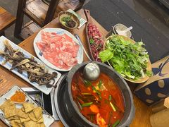 -贵厨酸汤牛肉(花果园国际中心店)
