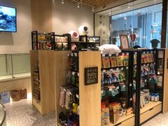 -momokira米努特·德文卷毛猫·棉花面纱犬