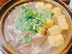 鸭血粉丝砂锅-南京大牌档(香港广场店)
