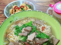 -周记蟹仔粉(侨港风情街店)