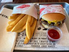 蘑菇牛肉汉堡-FATBURGER 特富客汉堡(外交公寓店)
