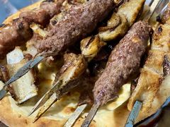 -烤肉小伙烤肉店