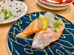 三文鱼腩寿司-大起水产回转寿司(大丸心斋桥店)