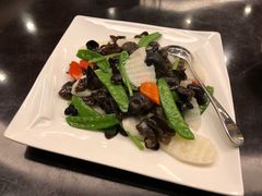 黑木耳炒山药-夏阳湖皇冠假日酒店-自助餐厅
