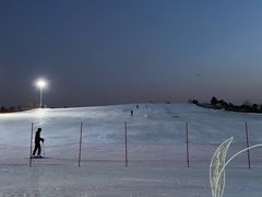 -华彬猛犸滑雪场