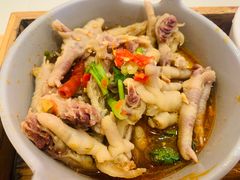 冒小鸡爪-怪物的冰与火(天虹商场中山路店)