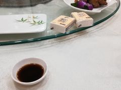 -梅龙镇酒家(南京西路总店)