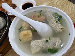 -珊珊小笼馆(仙霞路店)