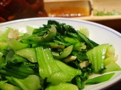 青菜炒蘑菇-大牌大·传统杭帮菜(湖滨店)