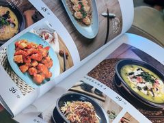 -蜜桃餐厅·伴山(绿宝广场店)