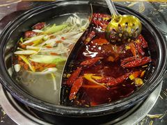 -灌县老妈砂锅串串香(万科红生活广场店)