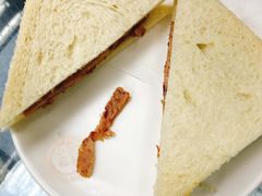 餐肉三文治-义顺牛奶公司