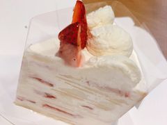草莓千层-安上烘焙 ENCHANTE(世纪汇店)