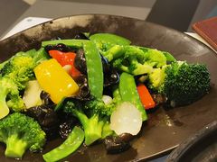 -港丽餐厅(高德置地店)