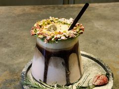 花环-BE NORMAL CAFE(霞溪路店)
