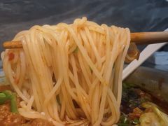 -铁锅哥米线