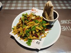 烙馍卷烙馍-百味地锅鸡(二店·财校分店)