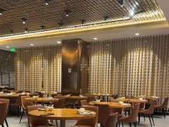-乐忻皇朝(上海中心大厦店)