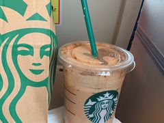 -星巴克(广州南站A18检票口楼上)