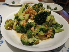 蒜蓉西兰花-东方饺子王(文化东路店)