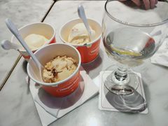-哈根达斯(上海金山店)