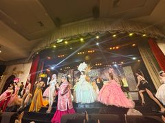 -金东尼人妖秀