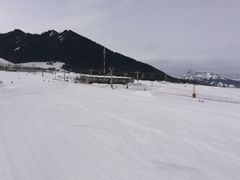 -丝绸之路山地度假区滑雪场