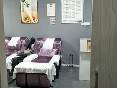 -顺则昌推按正骨理疗