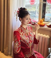 点击看大图 -爱伊人婚纱礼服美妆馆