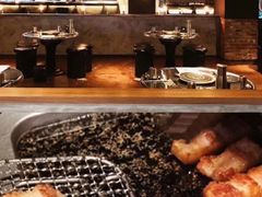 -肉甲韩国木炭烤肉(新壹街1店)