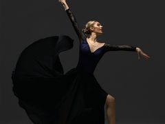 -西安小天鹅艺术团(曲江Alice店)